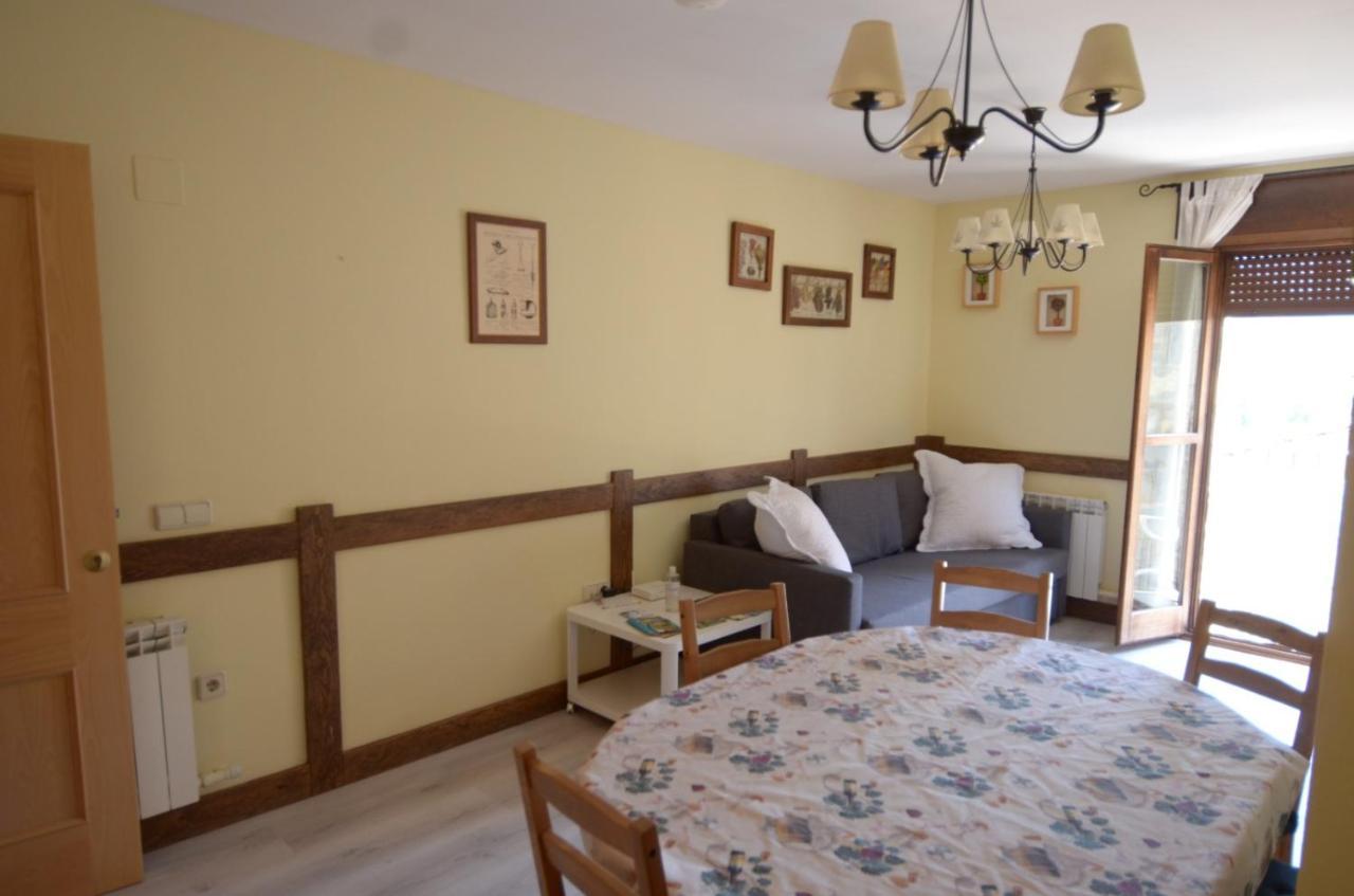 Appartement Apartamento Pena Erata à Biescas  Extérieur photo