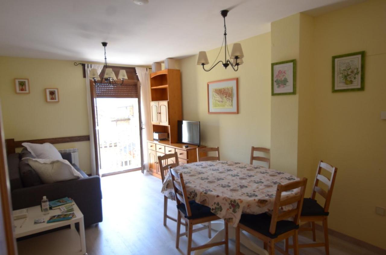 Appartement Apartamento Pena Erata à Biescas  Extérieur photo