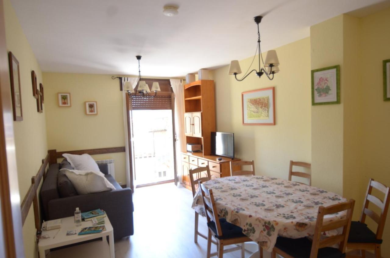 Appartement Apartamento Pena Erata à Biescas  Extérieur photo